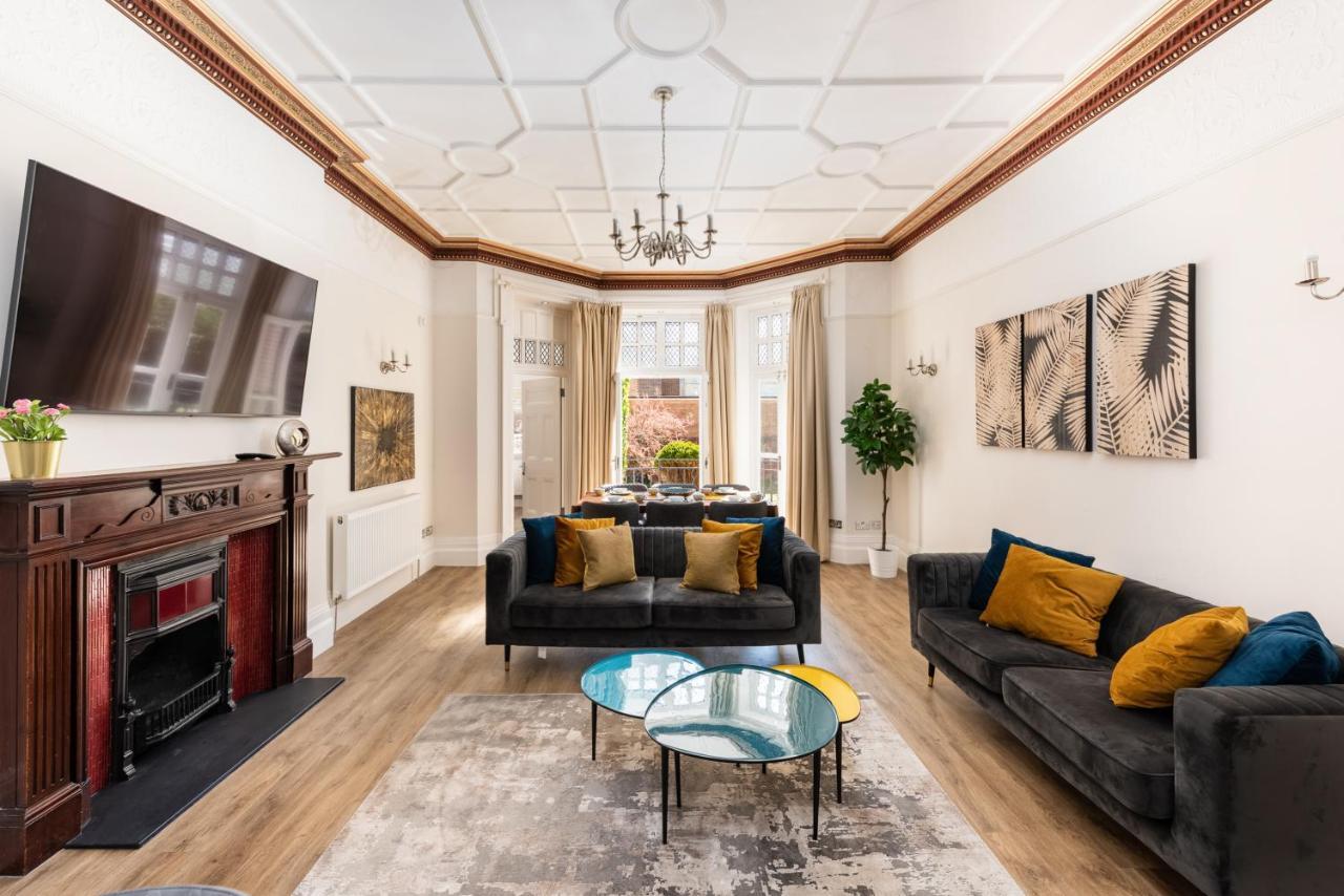 3 Bedroom Garden Opposite The *